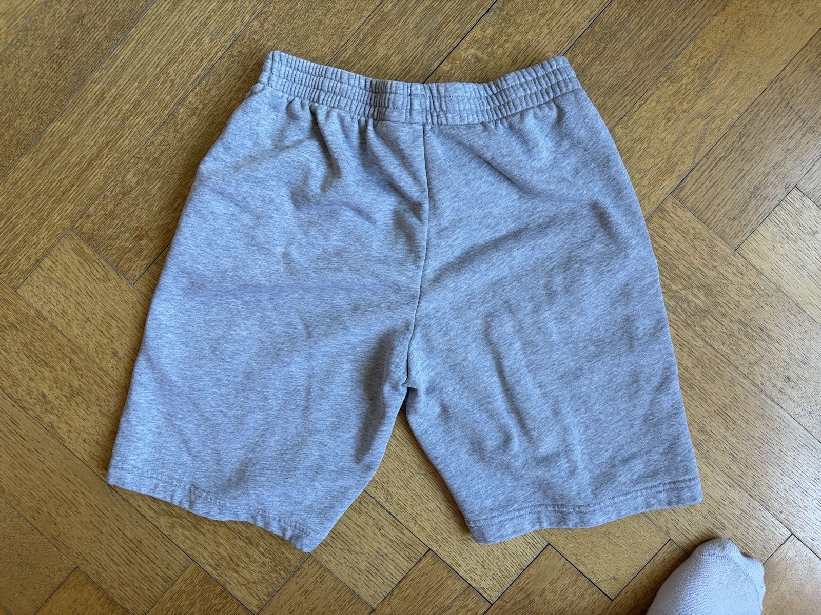 Adidas Pantaloni: Short Adidas Enfant – Usato da Neuchâtel venduto da SilvioTod 1