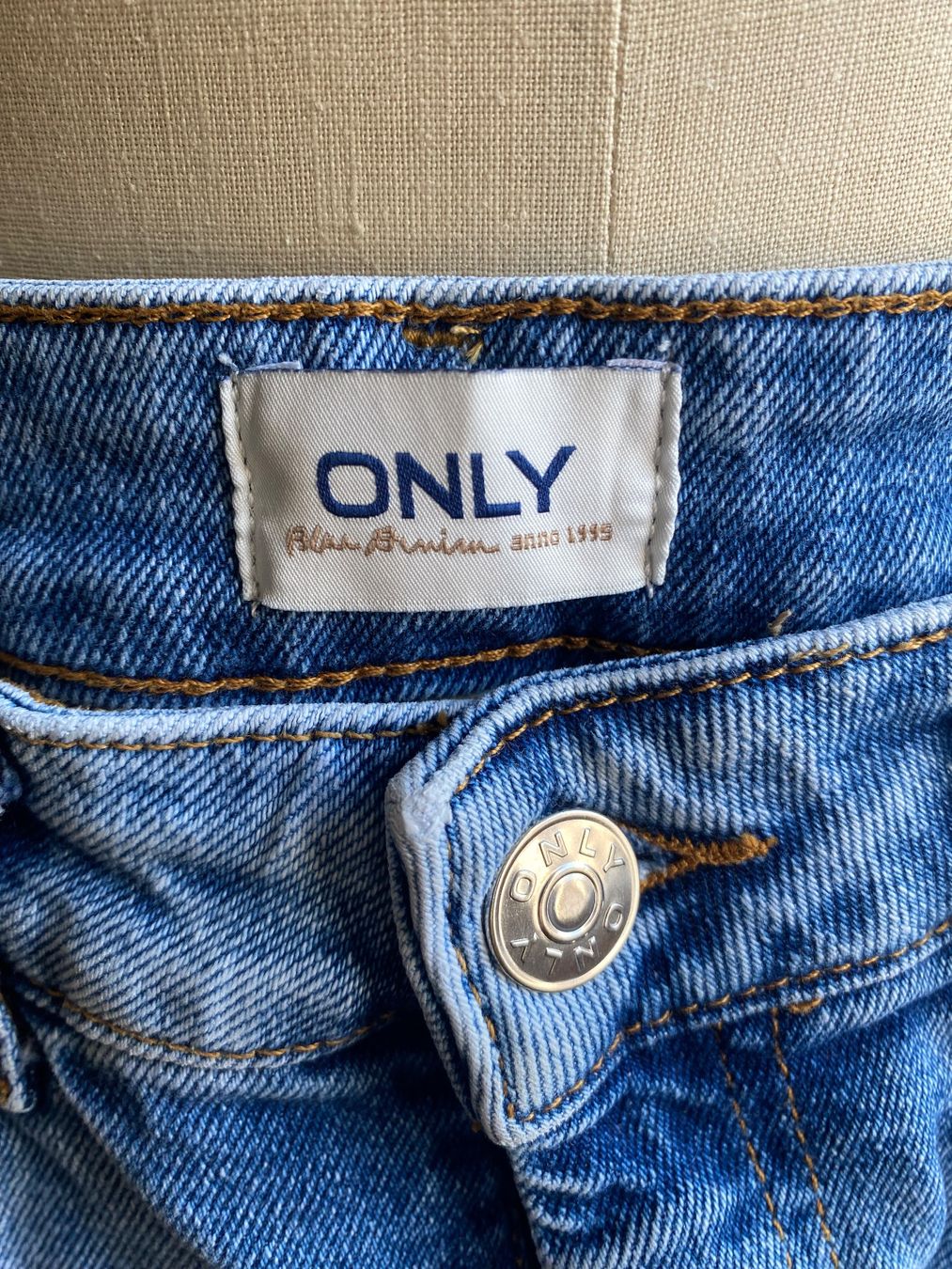 Only Jeans: ONLY Jeans Gr. M – Usato da Basel venduto da NormaJean01 1