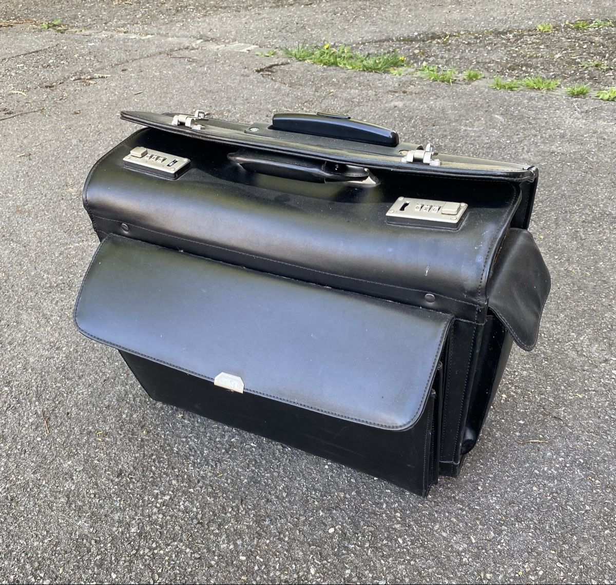 Valigie & Borse: Akten - Laptop Rollkoffer – Usato da Aathal-Seegräben venduto da wagenburg01