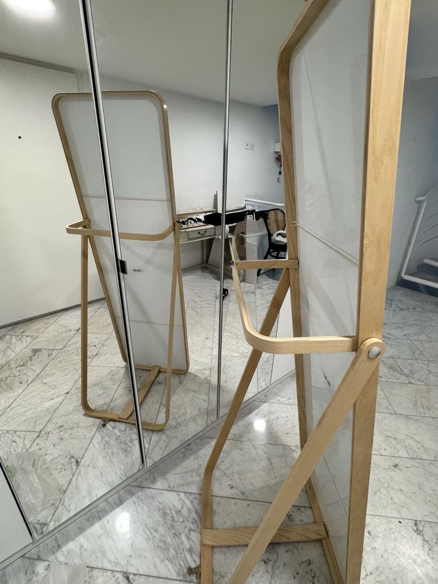 Ikea Miroirs: Standspiegel Ikea – D'occasion à Otelfingen par Hargul 1