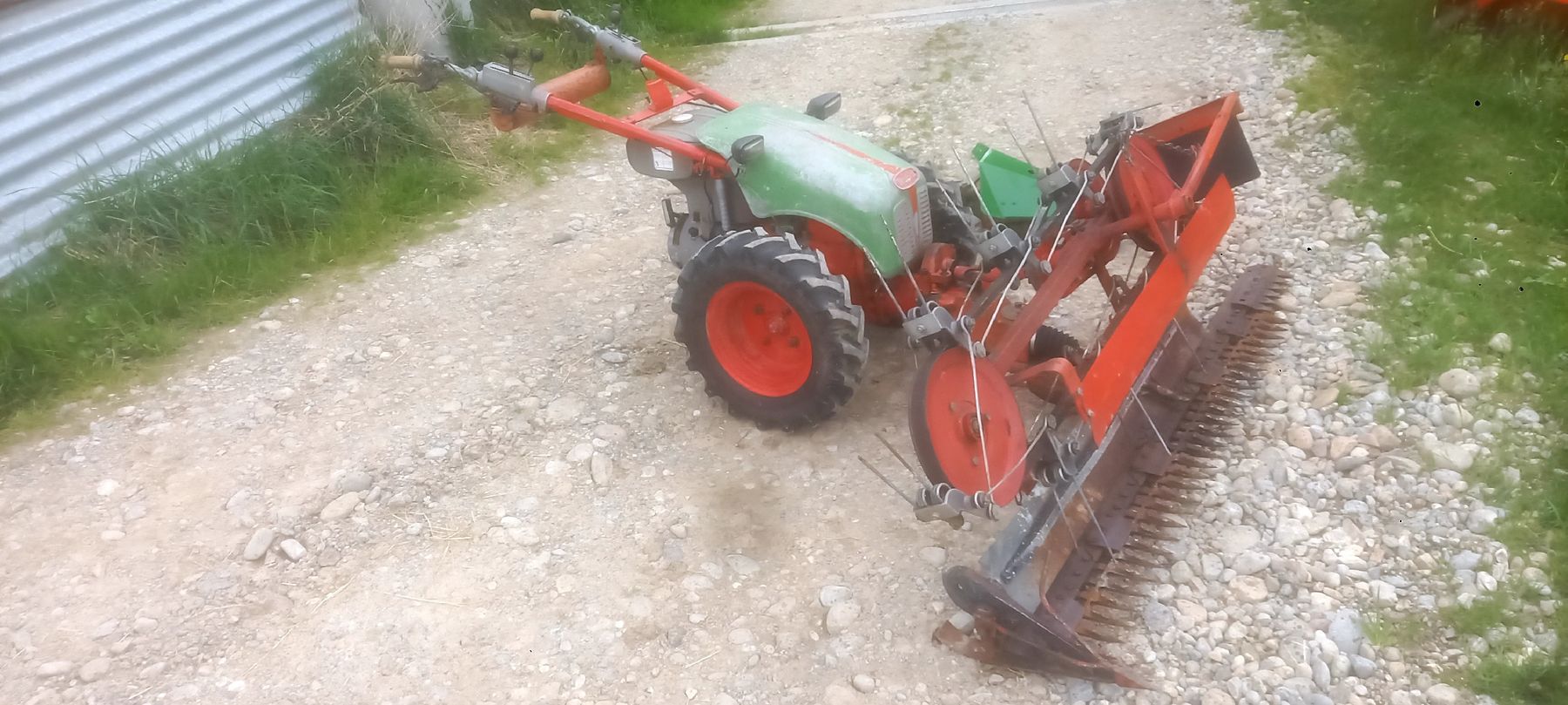 Rapid Alle Maschinen: Motormäher Rapid 505 mit Bandeingraser – Gebraucht aus Eggiwil von FarmallM 2