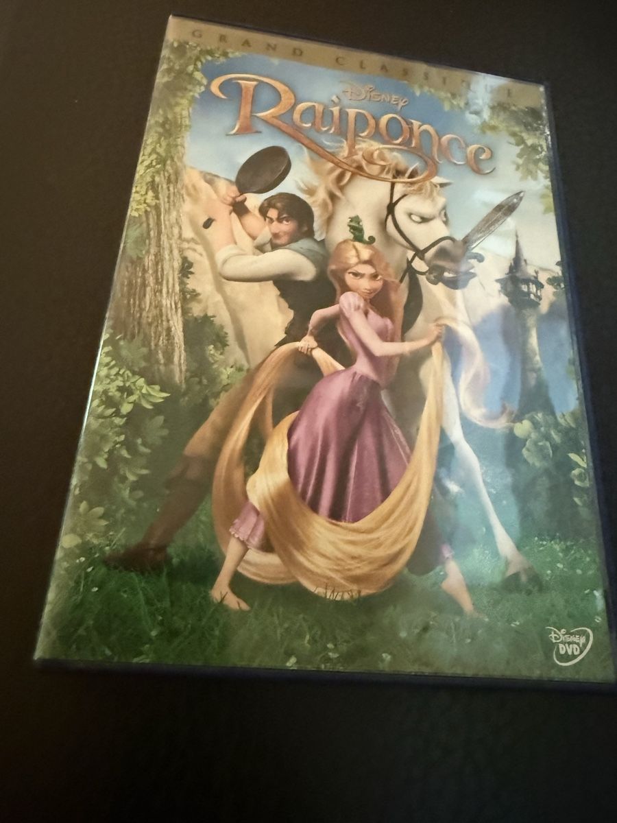 Tous les DVDs: Disney: Raiponce  – D'occasion à Troinex par grigri2020