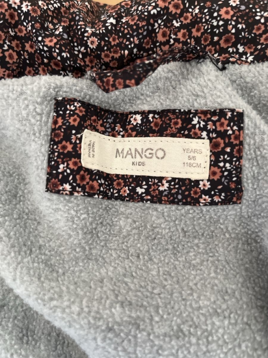 Mango Jacken & Mäntel: Winterjacke von Mango Gr. 116 – Gebraucht aus Zürich von Deyaso 1