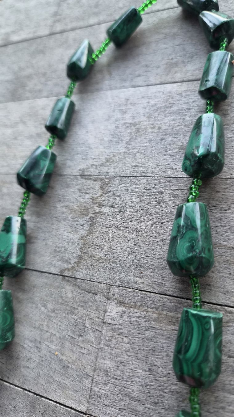 Ketten: Malachit Collier gross Grüne Steine  – Gebraucht aus Kölliken von Upcycling-by-Mc-TAM 2