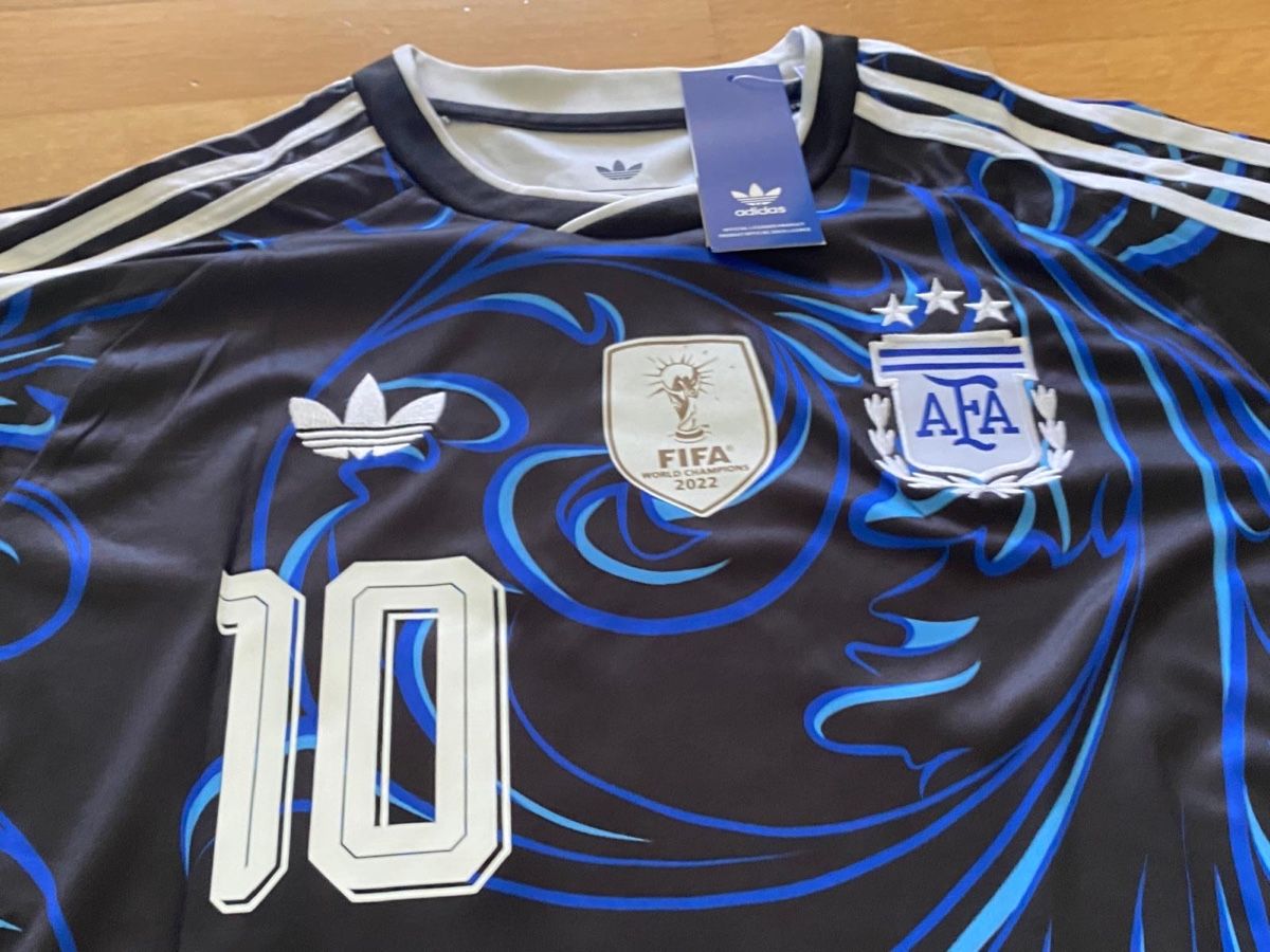 Canottiere & Pantaloni: NEUES WM 2026 Messi Trikot – Nuovo e nell'imballaggio originale da Kehrsatz venduto da Chicharron 2
