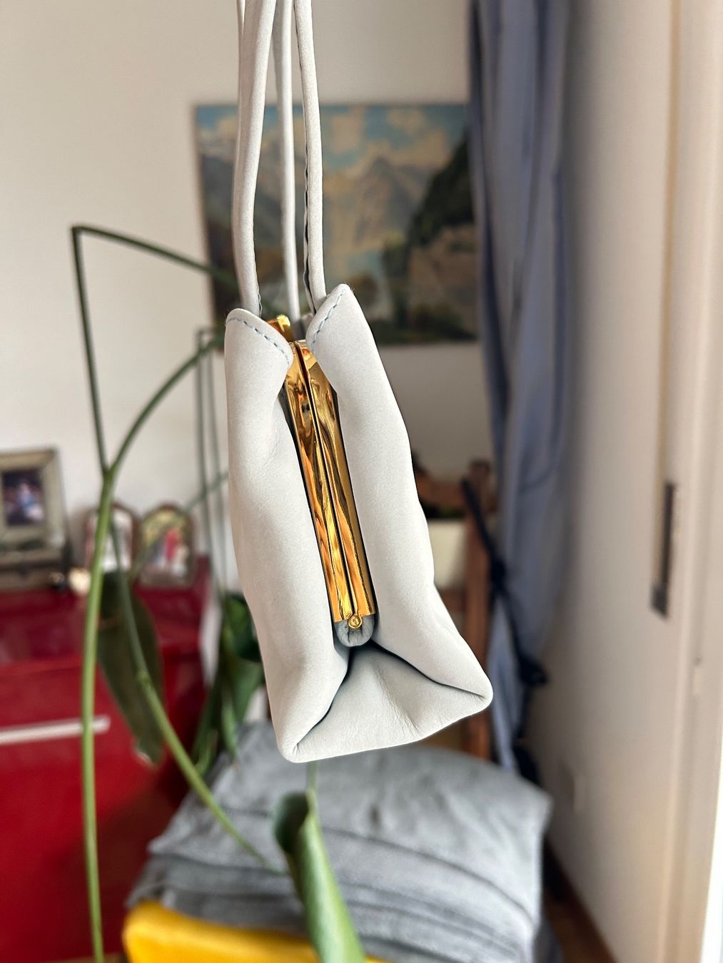 Escada Taschen für Damen: Escada small bag, vintage, baby blue – Gebraucht aus Rüschlikon von Tey_sl 3