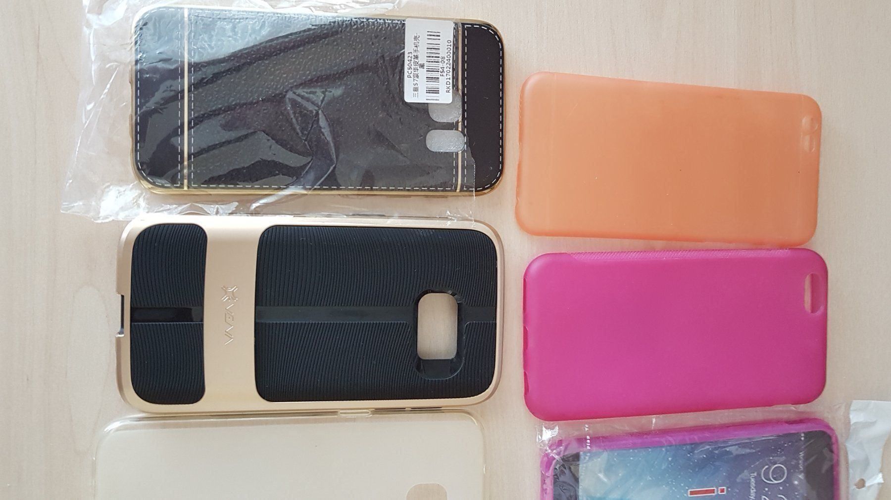 Cover & Protezioni schermo: div. Handycovers – Usato da Zürich venduto da Agios 2