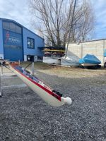 Rennboot Bohemia Racing Skiff neu bezogen