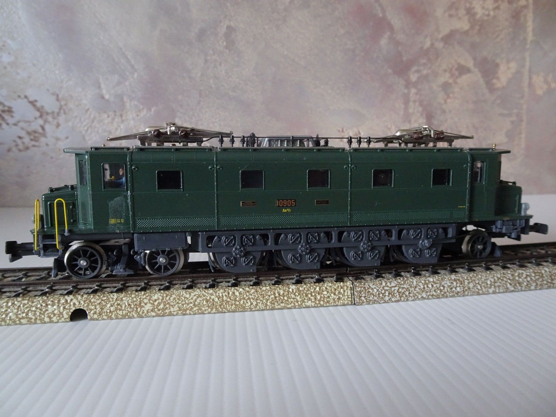 Hag Modellini di ferrovie: HAG 138 Ae 4/7 SBB-CFF - AC - OVP – Usato da Puidoux venduto da nounours63