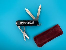 Victorinox Signature schwarz mit Werbung (inkl. Versand)