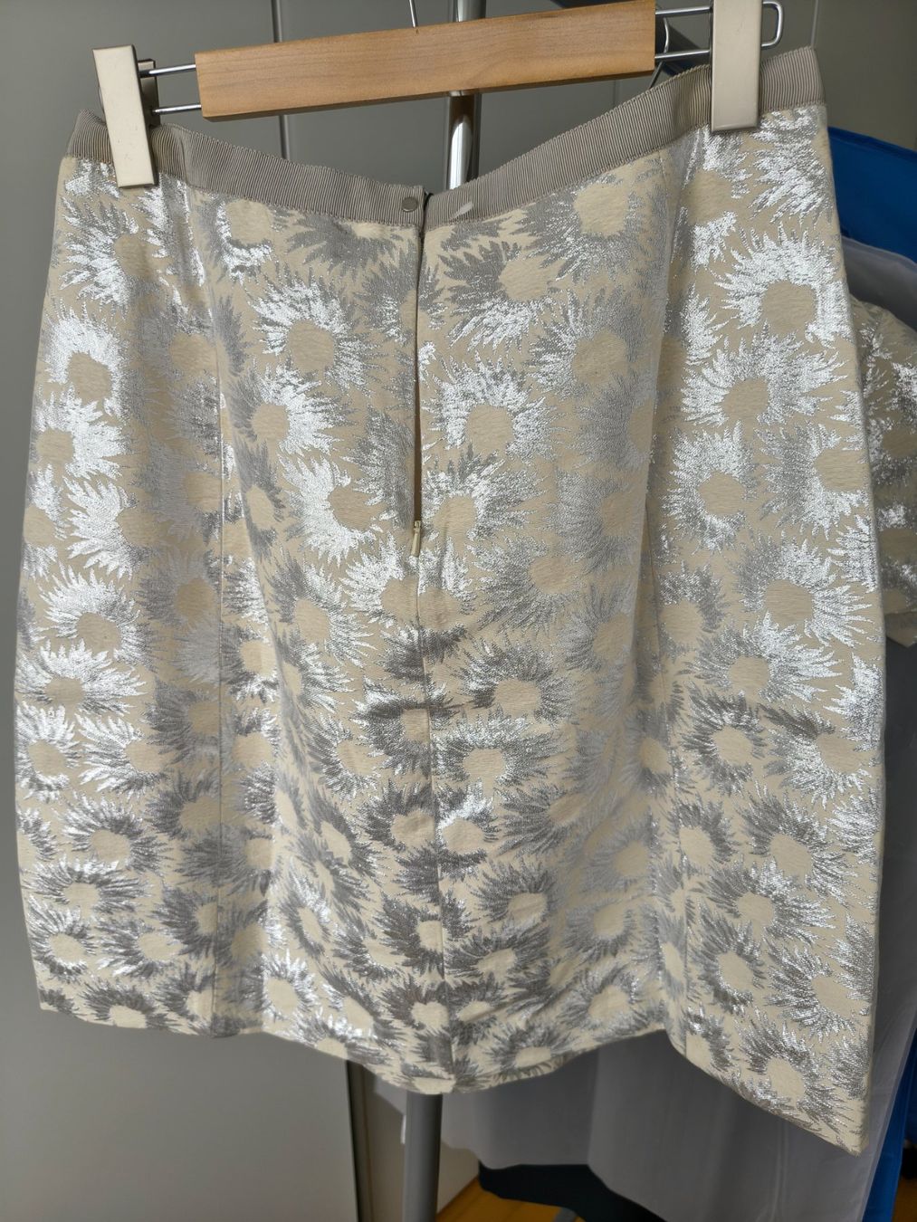 Max Mara Lotti di vestiti: Weekend Max Mara Zweiteiler, Gr. M, neu! – Nuovo e nell'imballaggio originale da Egg b. Zürich venduto da bil_6lr7 1