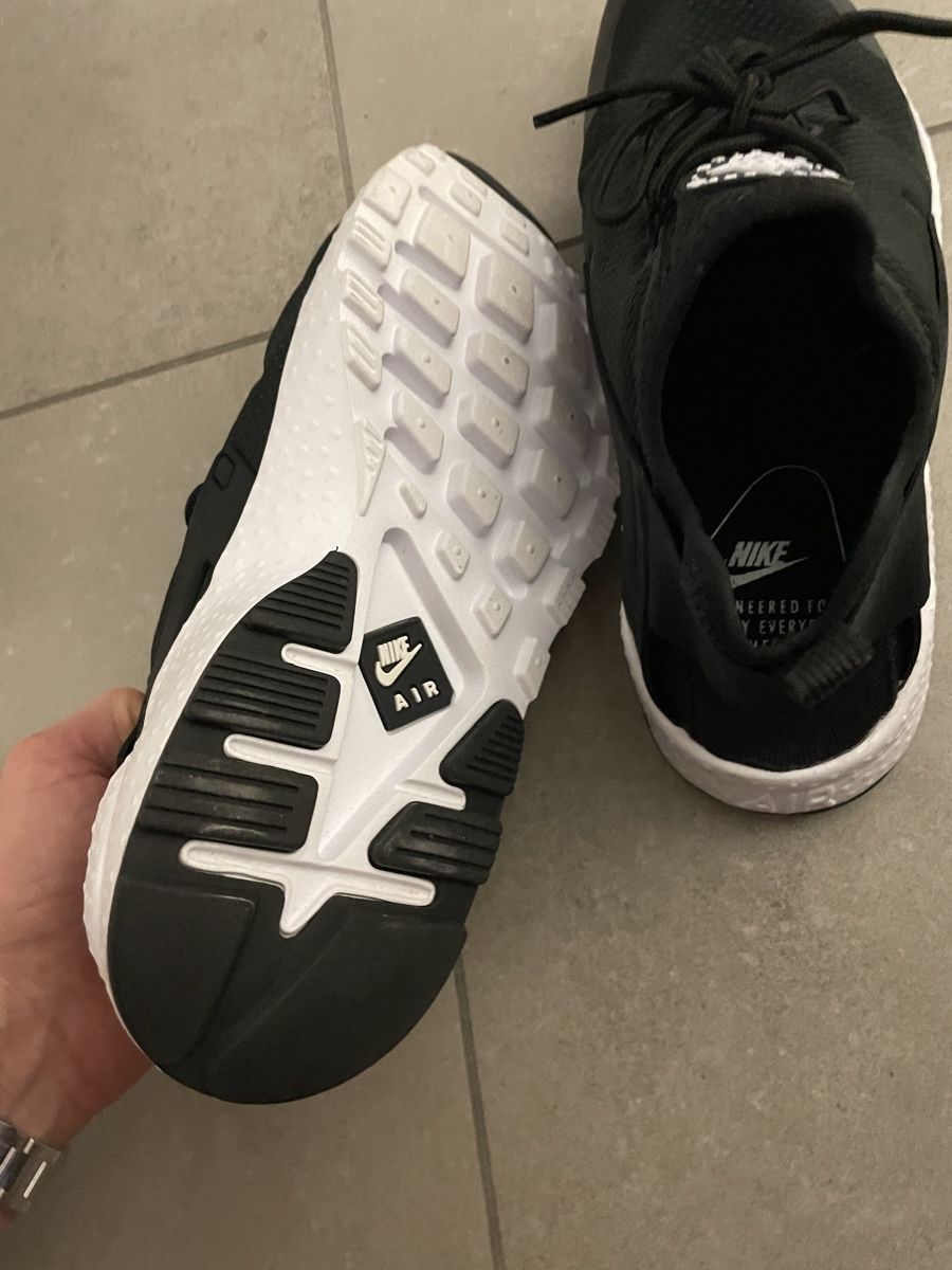 Nike Scarpe da uomo: Nike Sneakers – Usato da Zunzgen venduto da mel_y6w2 2