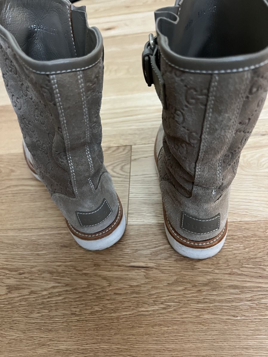Gucci Scarpe da donna: Bottes Gucci en daim, taille 38 – Usato da Lutry venduto da roxypoxy 4