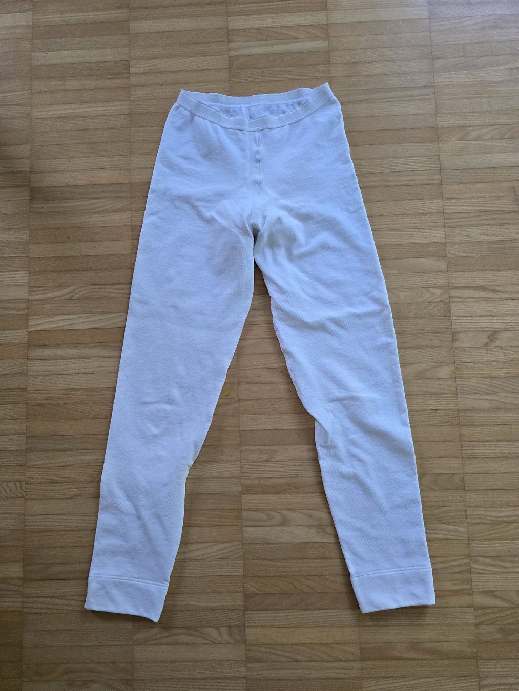 Unterwäsche: warme Unterhose, weiss, Grösse S bzw. 36/38 – Gebraucht aus St. Gallen von A.W.128