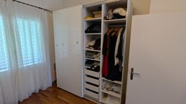 Grosser Kleiderschrank IKEA Pax