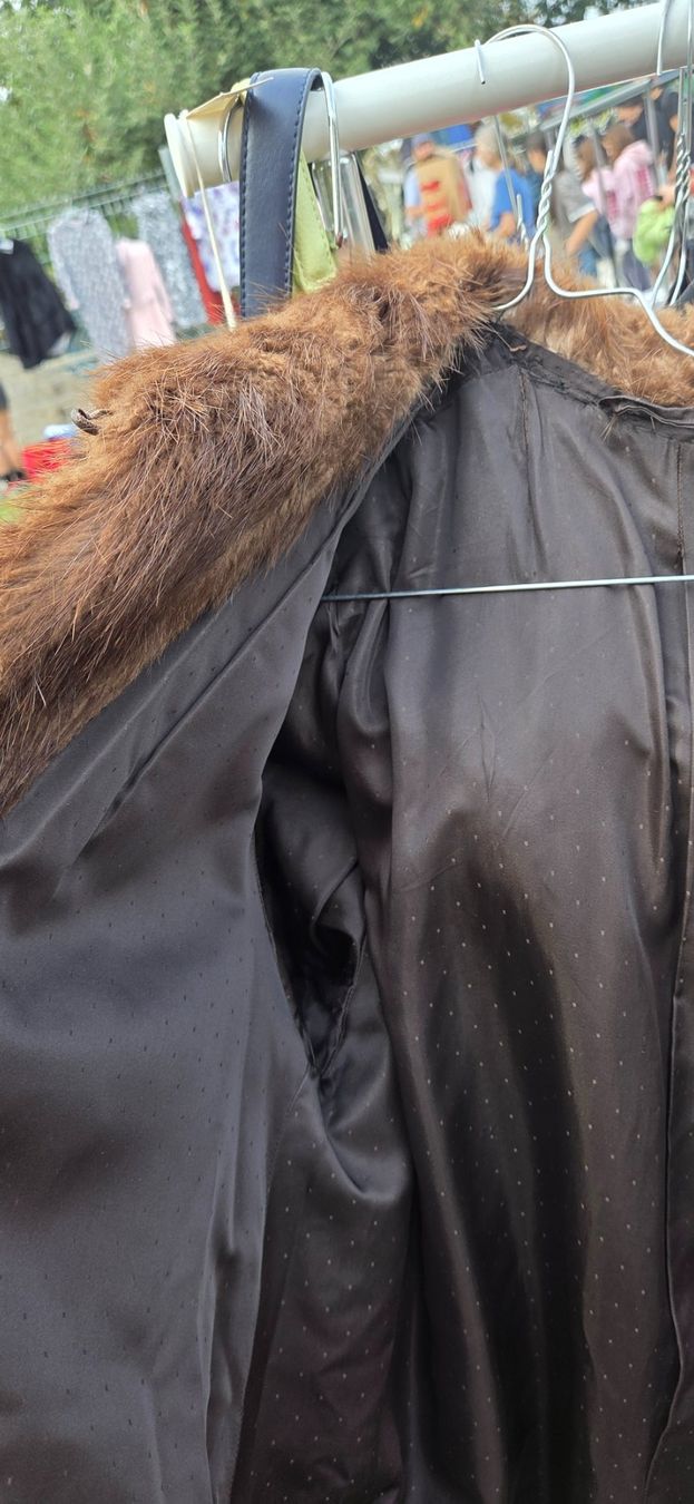 Jacken: Fur Coat size L, beaver – Gebraucht aus Zürich von giu_tp6p 3