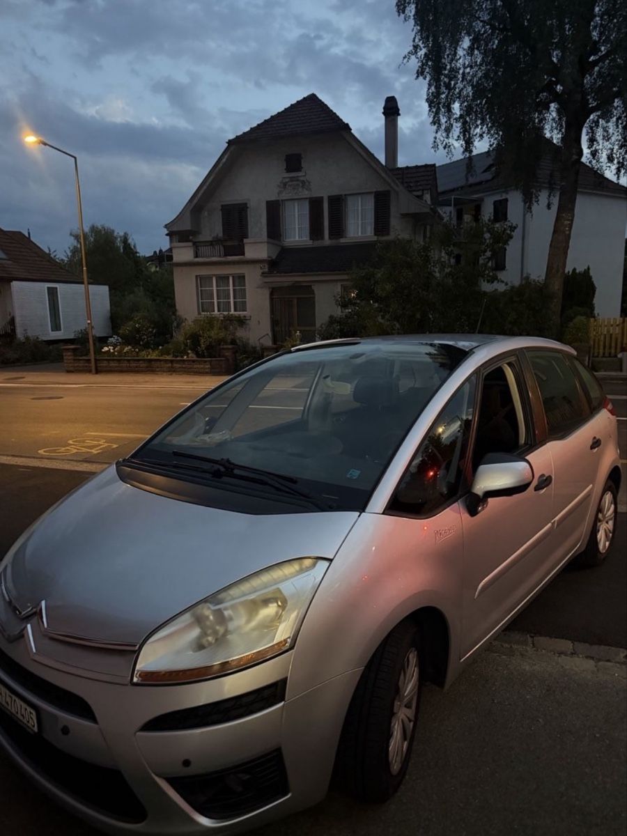 Citroën Autos: Citroen C4 Picasso 1.6 HDI – Défectueux à Buchberg par Kani.e30