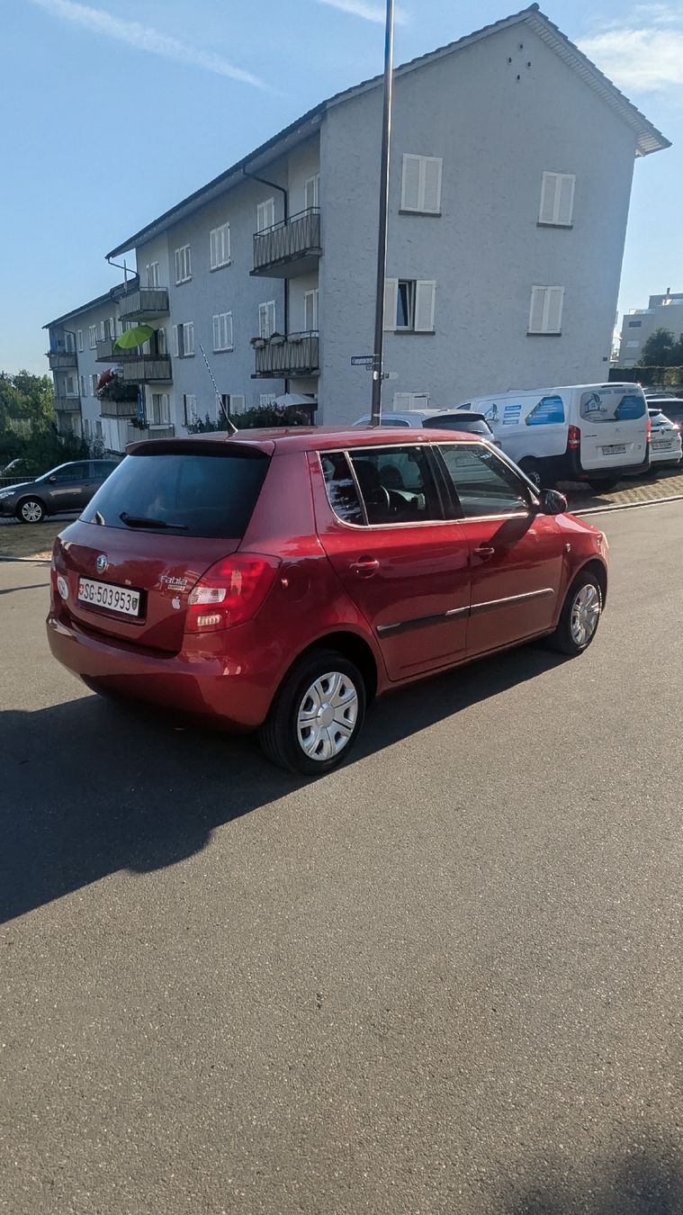 Skoda Autos: Skoda Fabia 1.2 – D'occasion à Rorschacherberg par mar_l7wd 1
