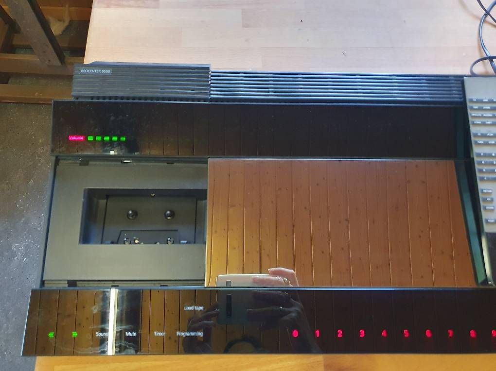 Multimediaplayer & Streamer: Bang & Olufsen Beocenter 9500, komplett – Gebraucht aus Nidau von jul_6tpv 2