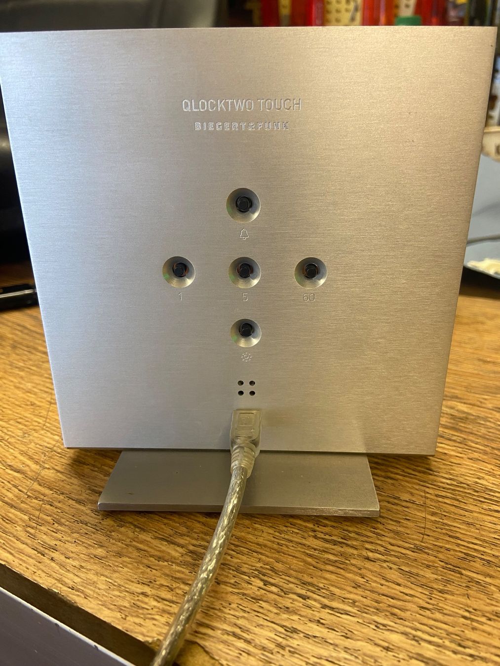 Qlocktwo Orologi: Qlocktwo Uhr – Usato da Embrach venduto da Toeffan 1