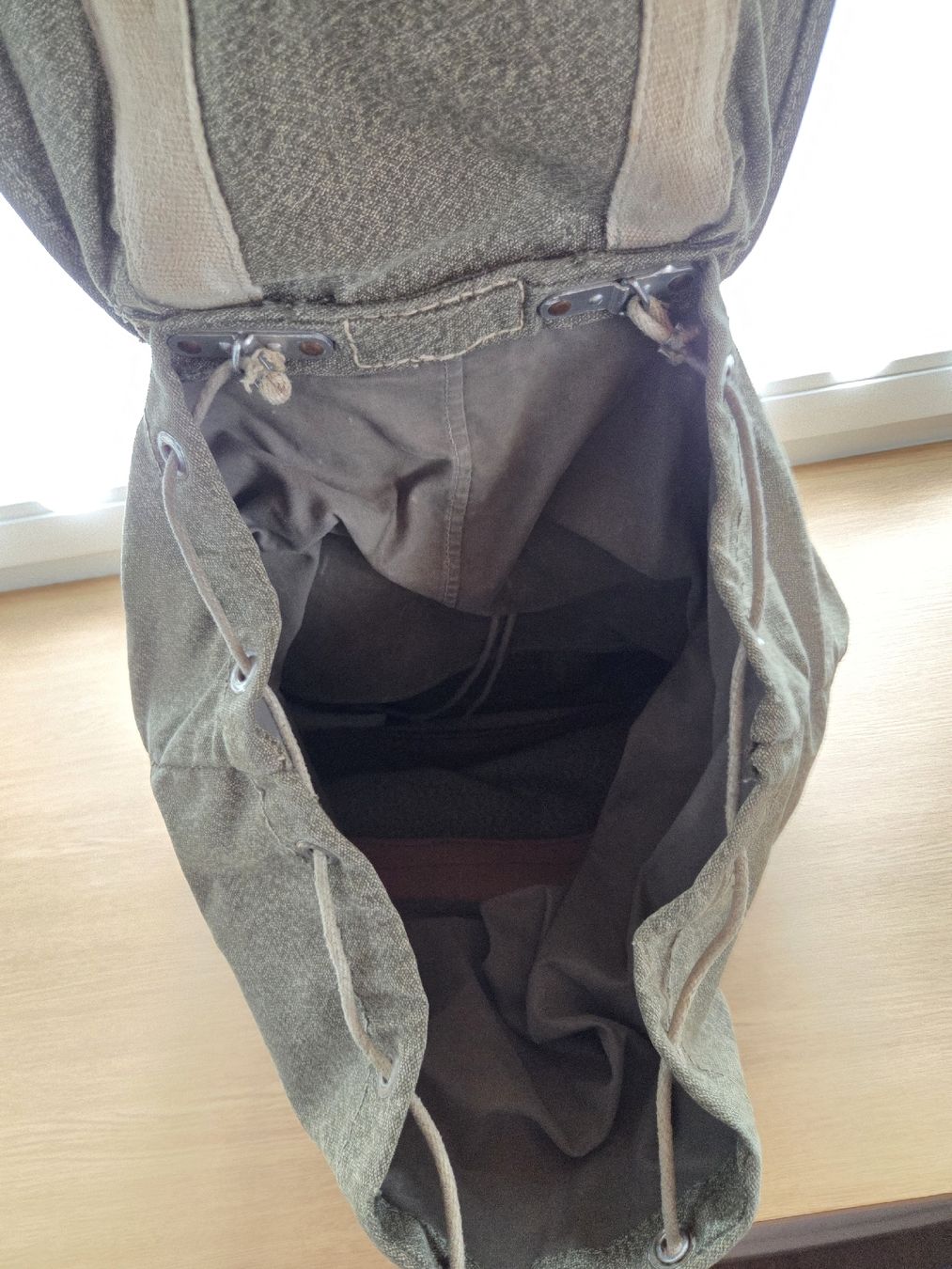 Schweizer Armee Rucksäcke: Alter Schweizer Armee Rucksack – Gebraucht aus Titterten von Bird303 2