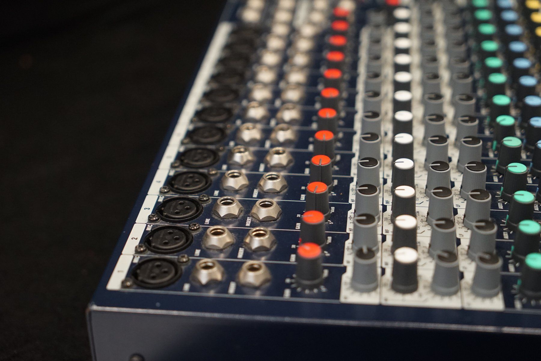 Soundcraft Mischpulte: Soundcraft EPM12 Analoges Mischpult – Gebraucht aus Ortschwaben von Musictrade 6