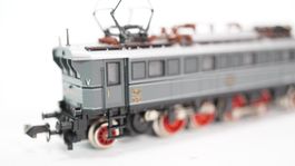 e37 Spur N Trix DRG BR E 75 E-Lok Fotoanstrich