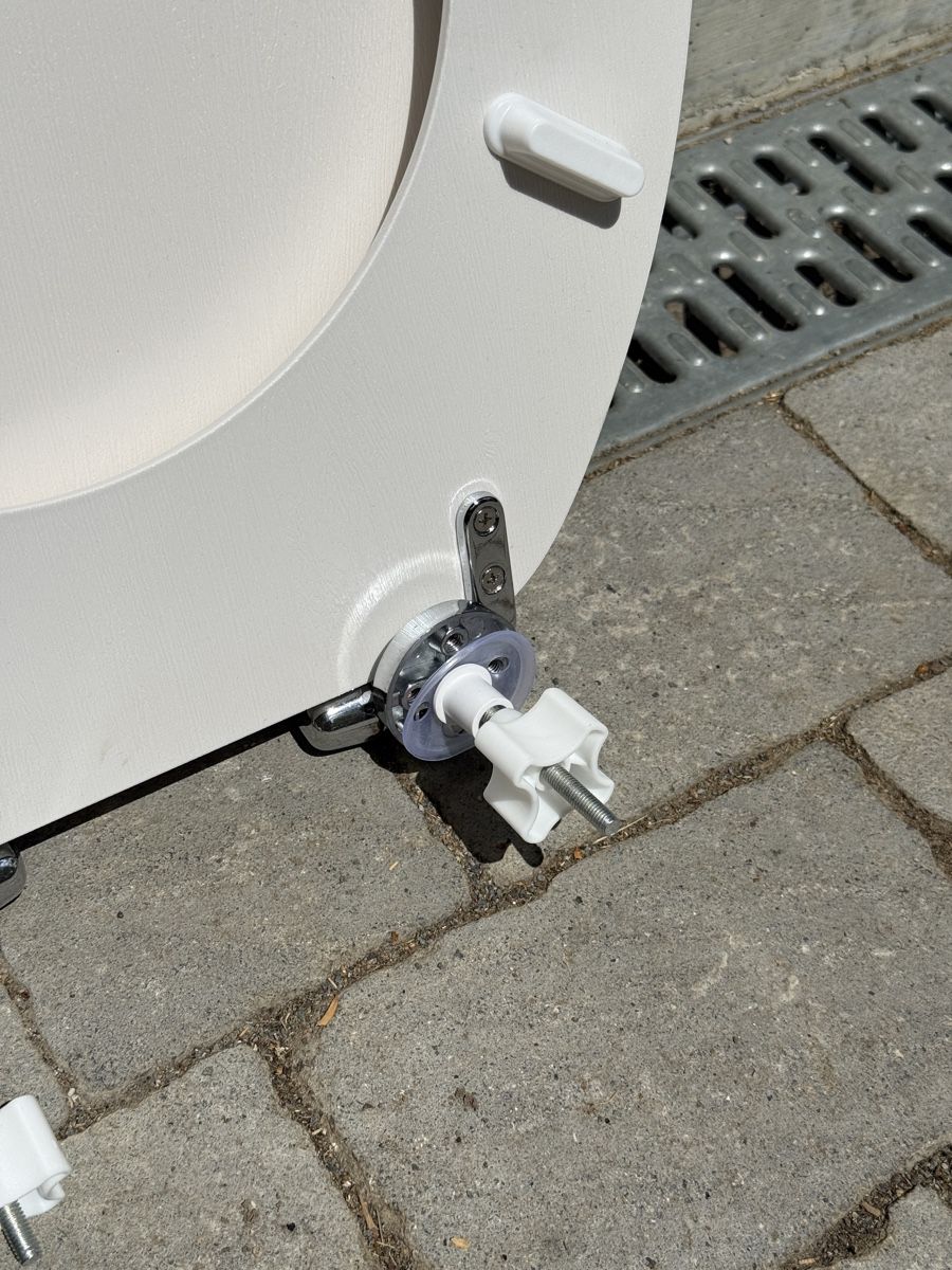 WC: WC Sitz weiss mit Deckel und Befestigung neu – Nuovo (secondo la descrizione) da Villmergen venduto da phi_h8bd 3