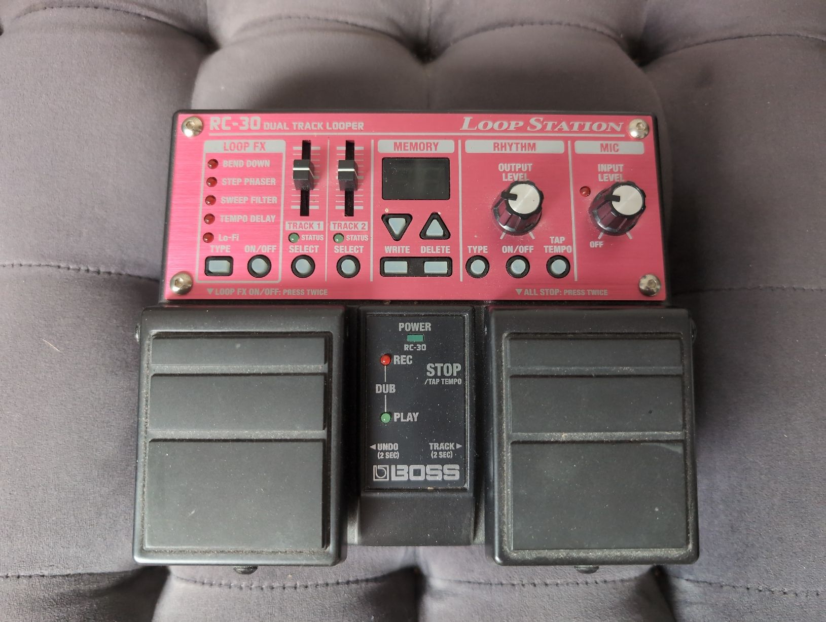 Boss Registratori: Boss Looper RC30 Dual Looping Station – Usato da Aadorf venduto da Voe_J2302
