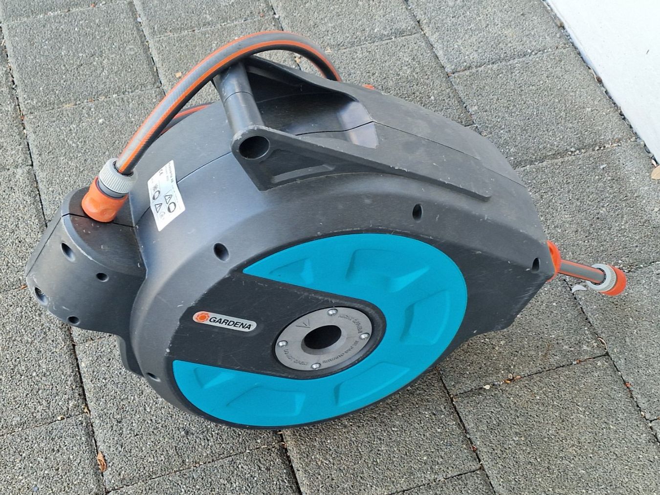 Gardena Tubi & Tubi flessibili: Gardena RollUp Wandschlauchbox 15m ohne Wandhalterung – Usato da Nussbaumen AG venduto da scrafafa