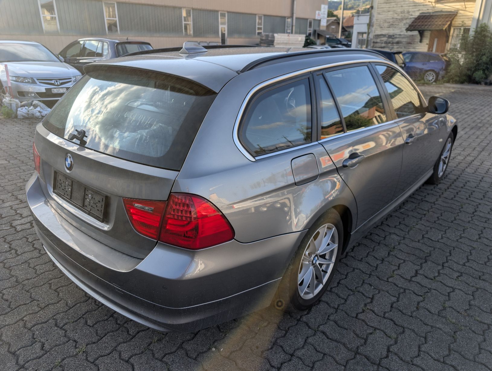 BMW Automobili: BMW 318i e91 mit MFK  – Usato da Rünenberg venduto da All_4_you 2