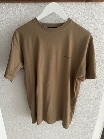 Original Balenciaga T-Shirt Beige