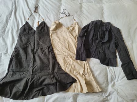 2 Kleider und dazu passendes Jacket 34 / 36