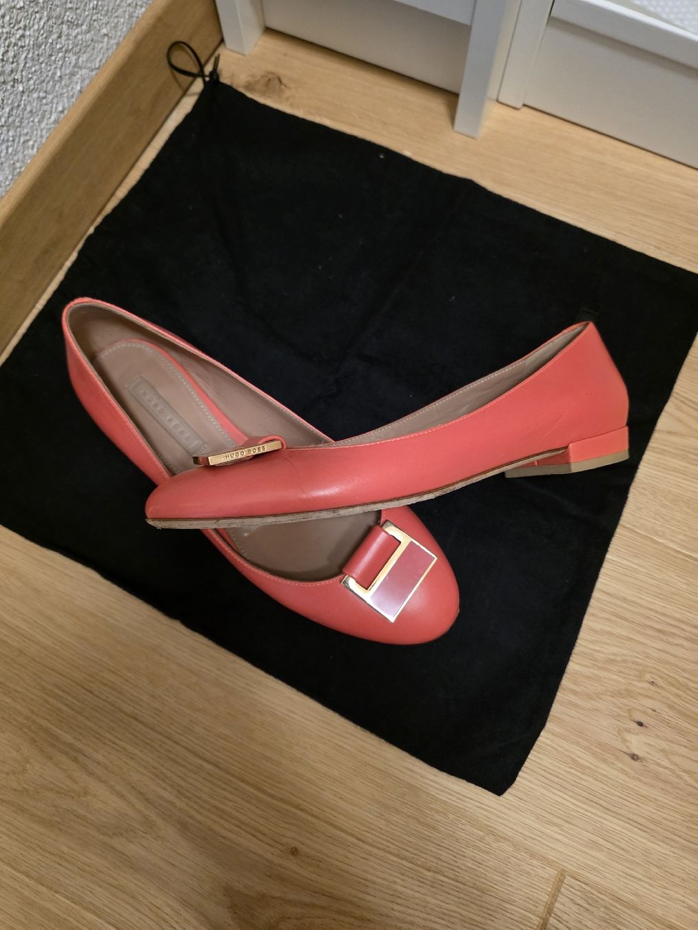 Hugo Boss Scarpe da donna: Damenschuche – Usato da St. Gallen venduto da eny_6vhv 2
