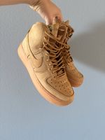 Nike Sneaker Air Force 1 High braun 38.5 Leder Cognac 