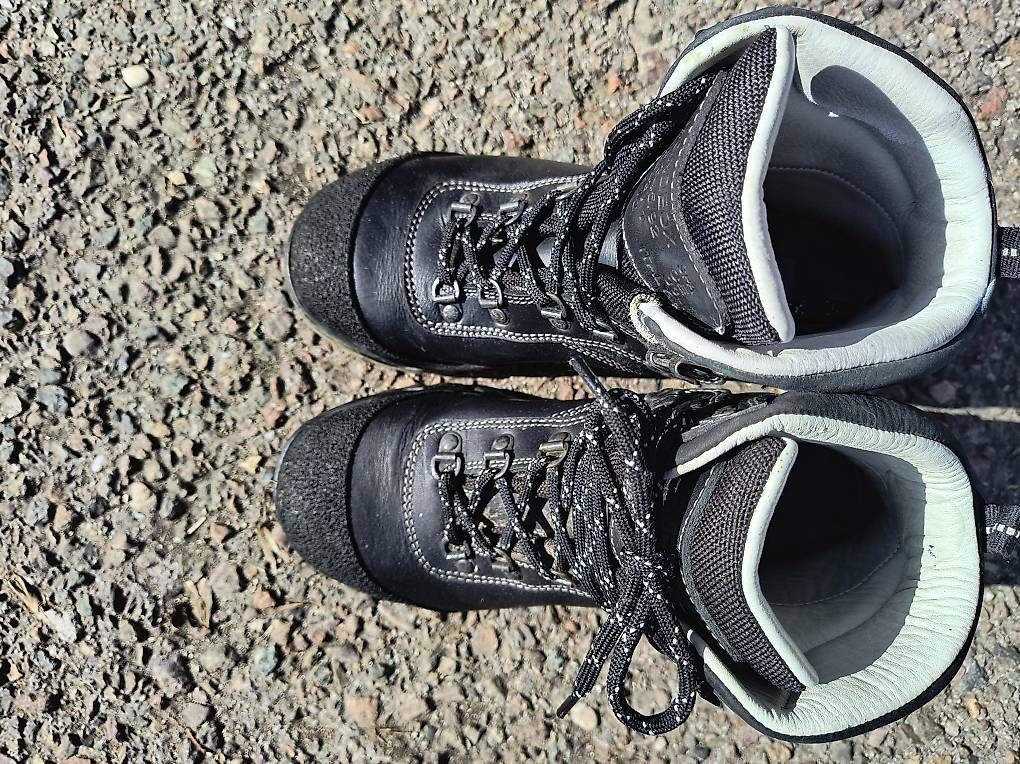 Damenschuhe: chaussures de sécurité s3 taille 39 – Gebraucht aus La Ferrière von oli_gh8k 1