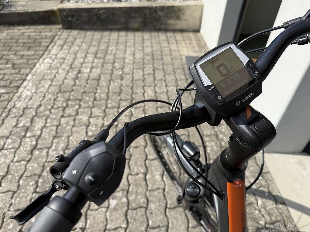 Cube Vélos: Gepflegtes Damen-e-TrekkingBike CUBE – D'occasion à Bettwiesen par rene-jost 4