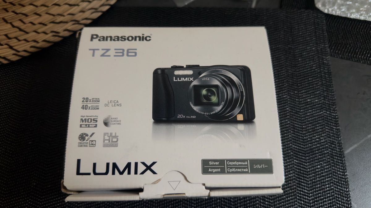 Panasonic Fotocamera:  Panasonic Lumix TZ36 silber  – Usato da Hombrechtikon venduto da AGNE01