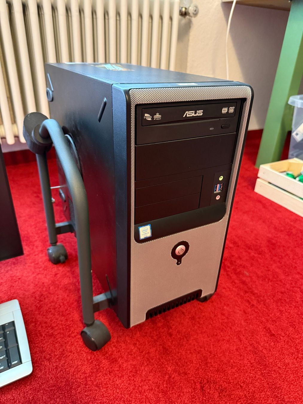 PC: Desktop PC Komplett-Set Intel Core i5, 8GB RAM – Usato da Otelfingen venduto da SlediiCH 2