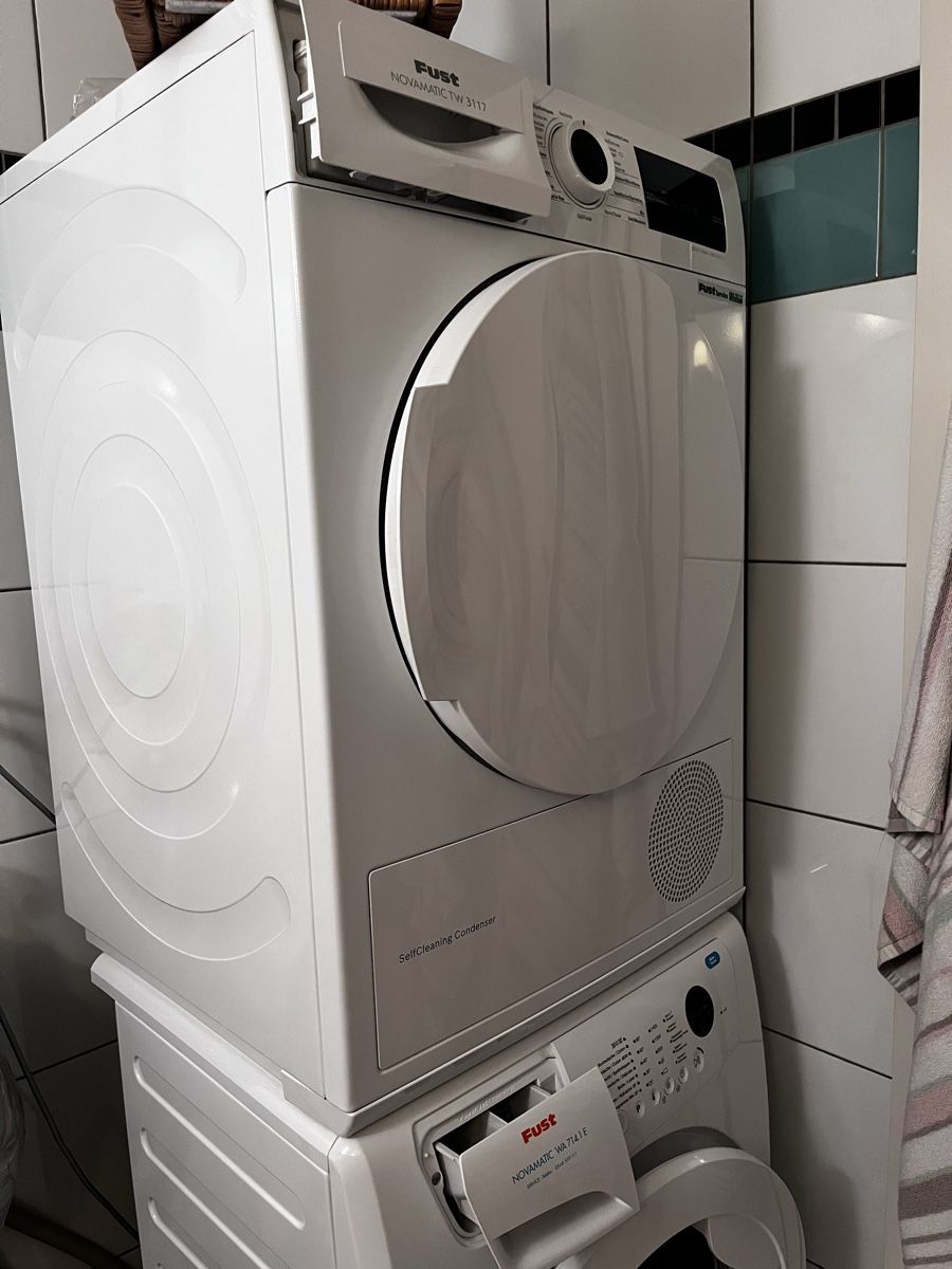 Novamatic Machines à sécher: Sèche linge – D'occasion à Fribourg par C.Ro