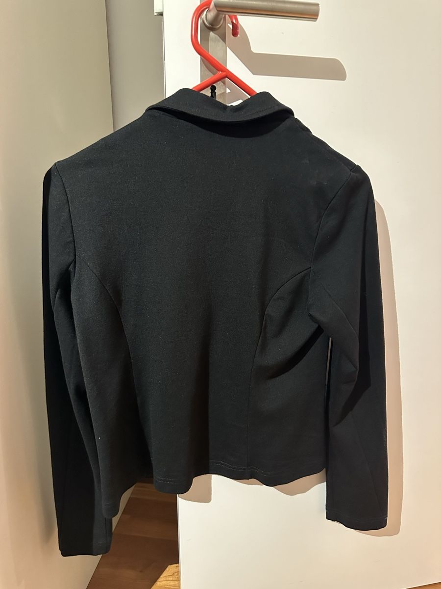 Giacche: schwarzer Blazer – Usato da Romanshorn venduto da ila_2nzf 1