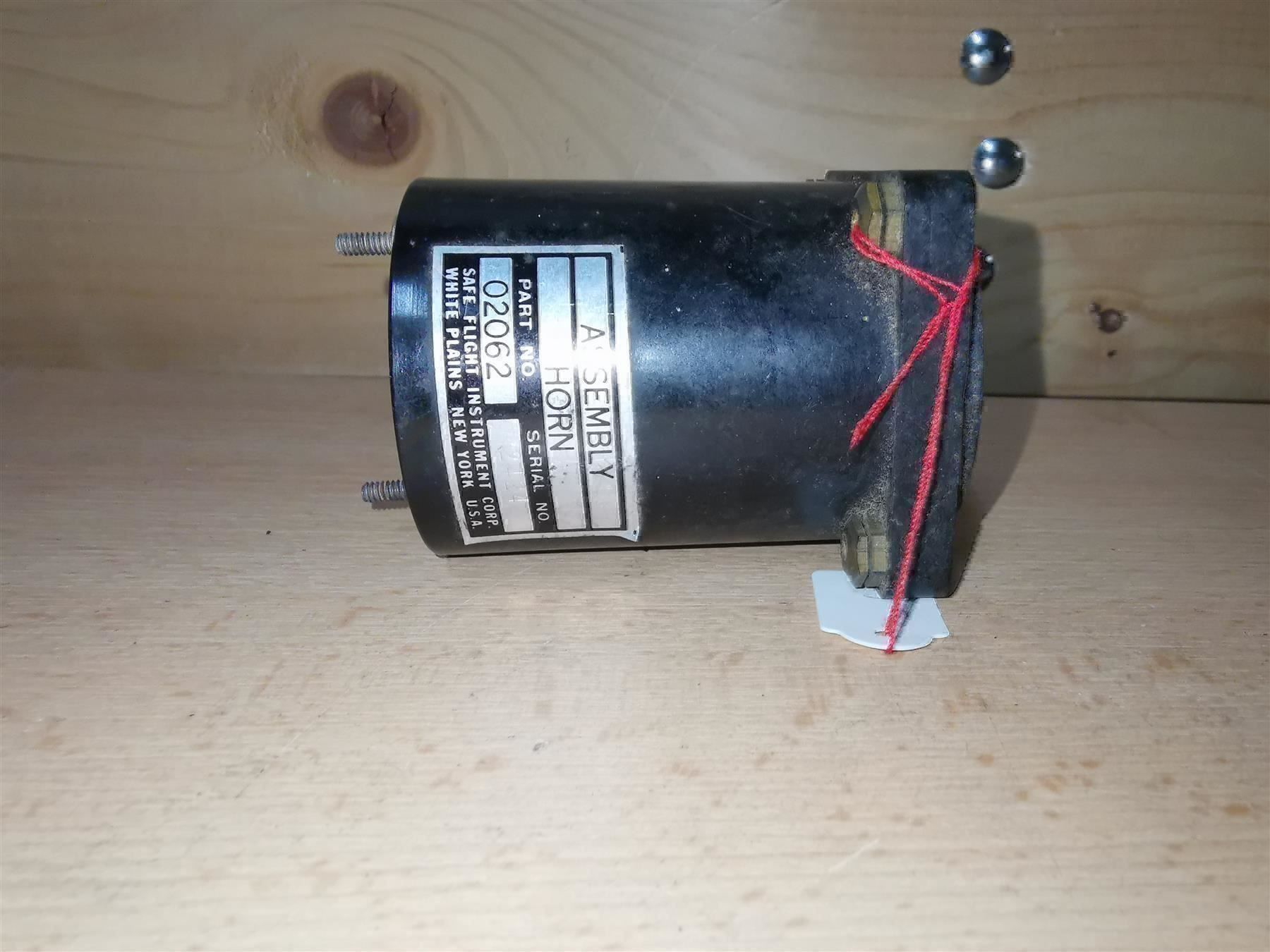 Tutti pezzi di ricambio auto: Fahrwerk Horn – Usato da Thalwil venduto da Joe500 1