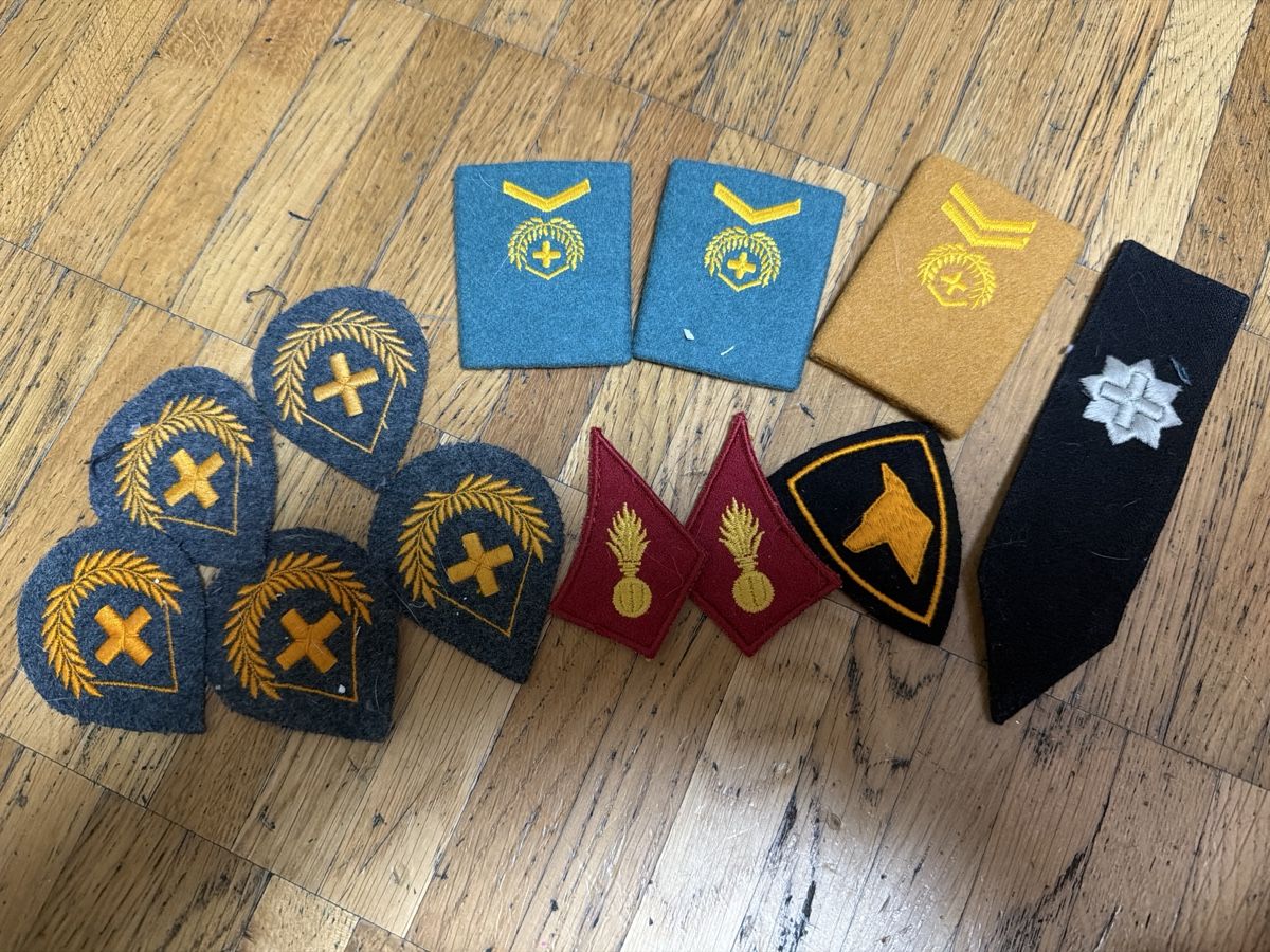 Schweizer Armee Placchette & Badge: Badge  – Usato da monte carasso venduto da Chanel82