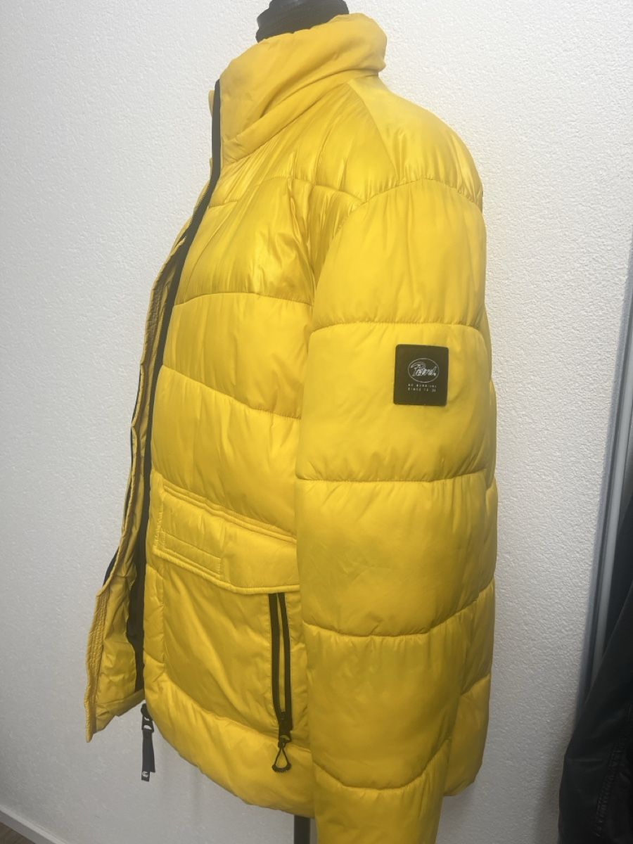 Jacken: Puffer Jacket Solid Yellow Quilted Design Unisex Size M – Gebraucht aus Hinteregg von ari_zzv6 1