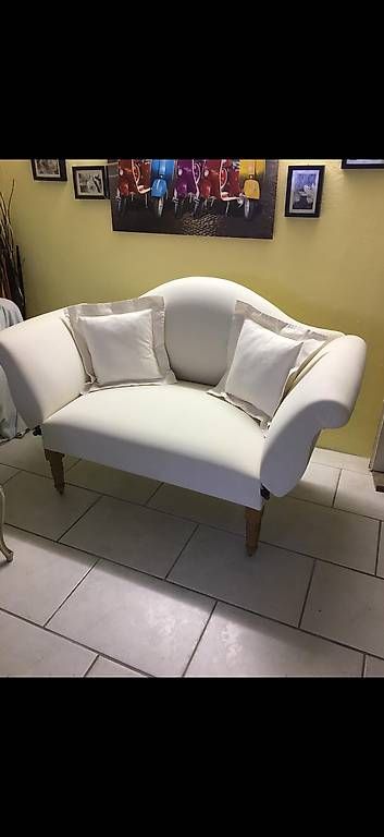 Divani: Sofa écru zu verkaufen – Usato da Rümlang venduto da Spycicibebe