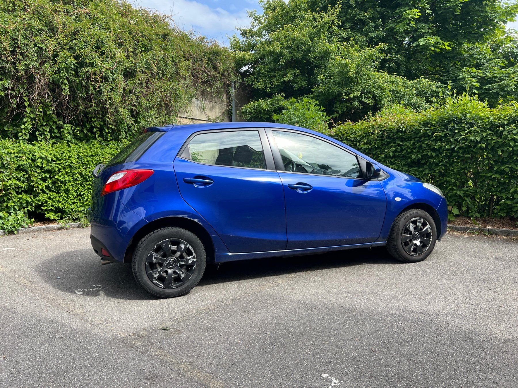 Mazda Autos: Mazda 2 1.3 HP Exclusive – Gebraucht aus Gümligen von Shev 3