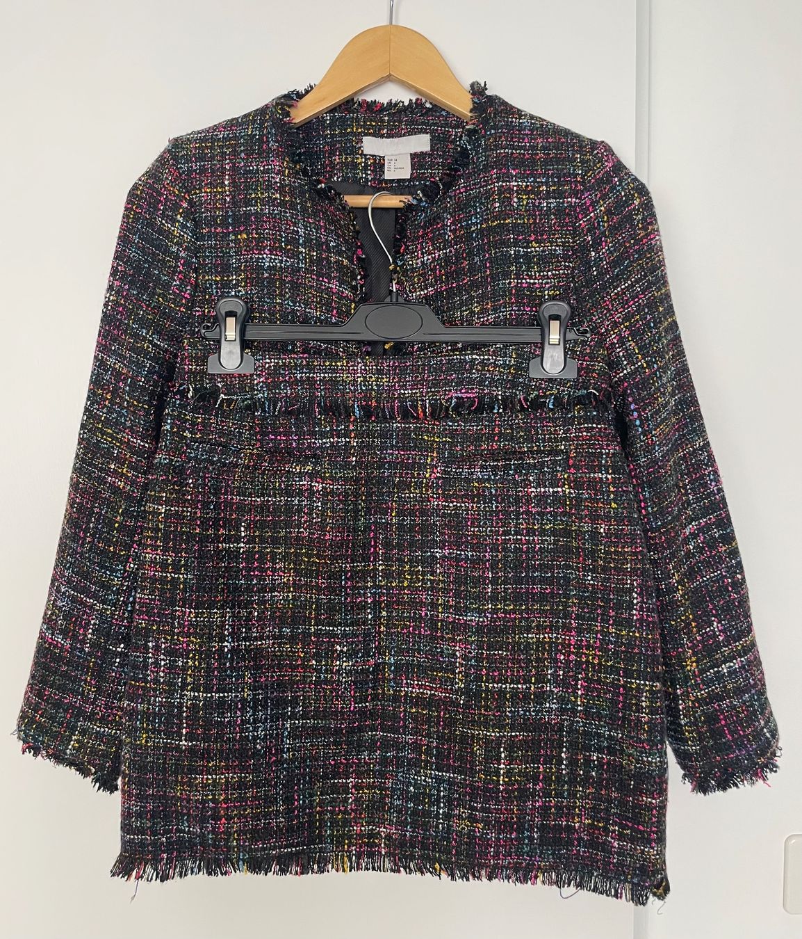 H&M Anzüge & Kostüme: H&M tweed jacket and skirt set size SMALL – Gebraucht aus Embrach von lau_2gtp 1