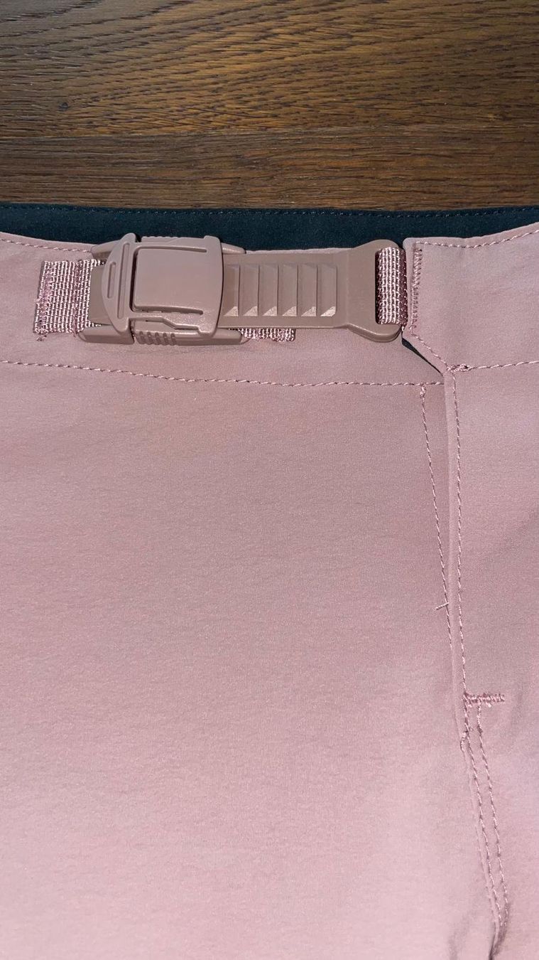 Fox Pantaloni: Fox Shorts Flexair Damen Gr. S – Nuovo (secondo la descrizione) da Wädenswil venduto da Bargy 4