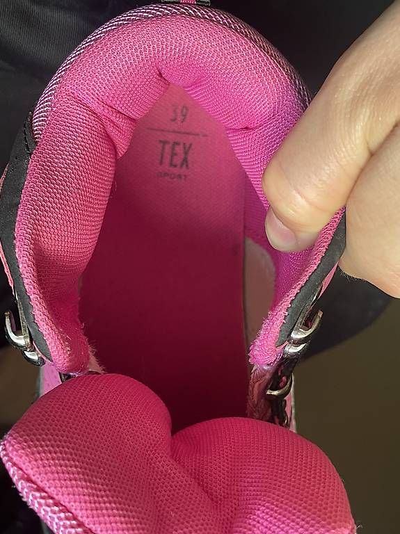 Chaussures femmes: Wanderschuhe – D'occasion à Zürich par helenespoerri 2