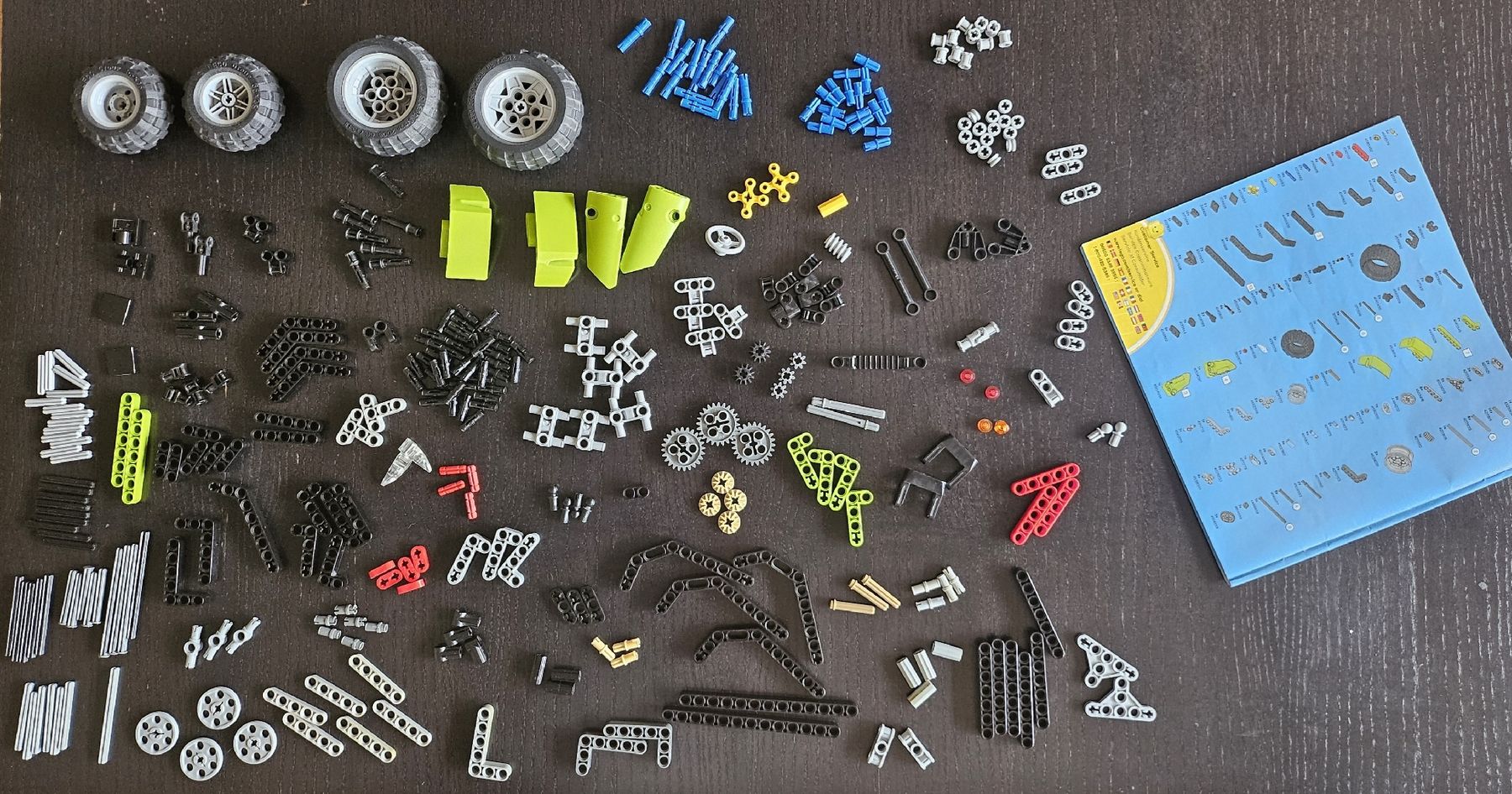 Technics Baukästen: LEGO Technic Traktor 9393 - 2 in 1, mit Anleitungen – Neu (gemäss Beschreibung) aus Abtwil SG von Dxl 3
